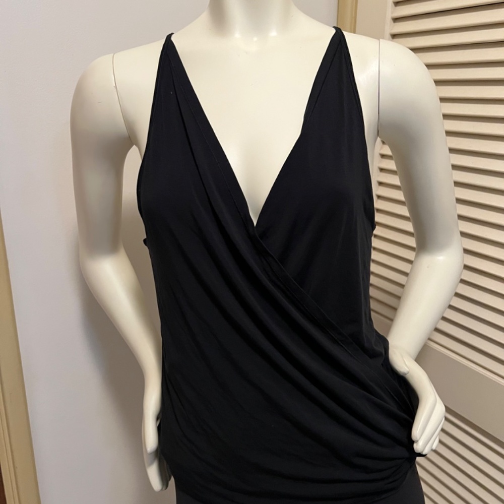 Lululemon top - Picture 3 of 3